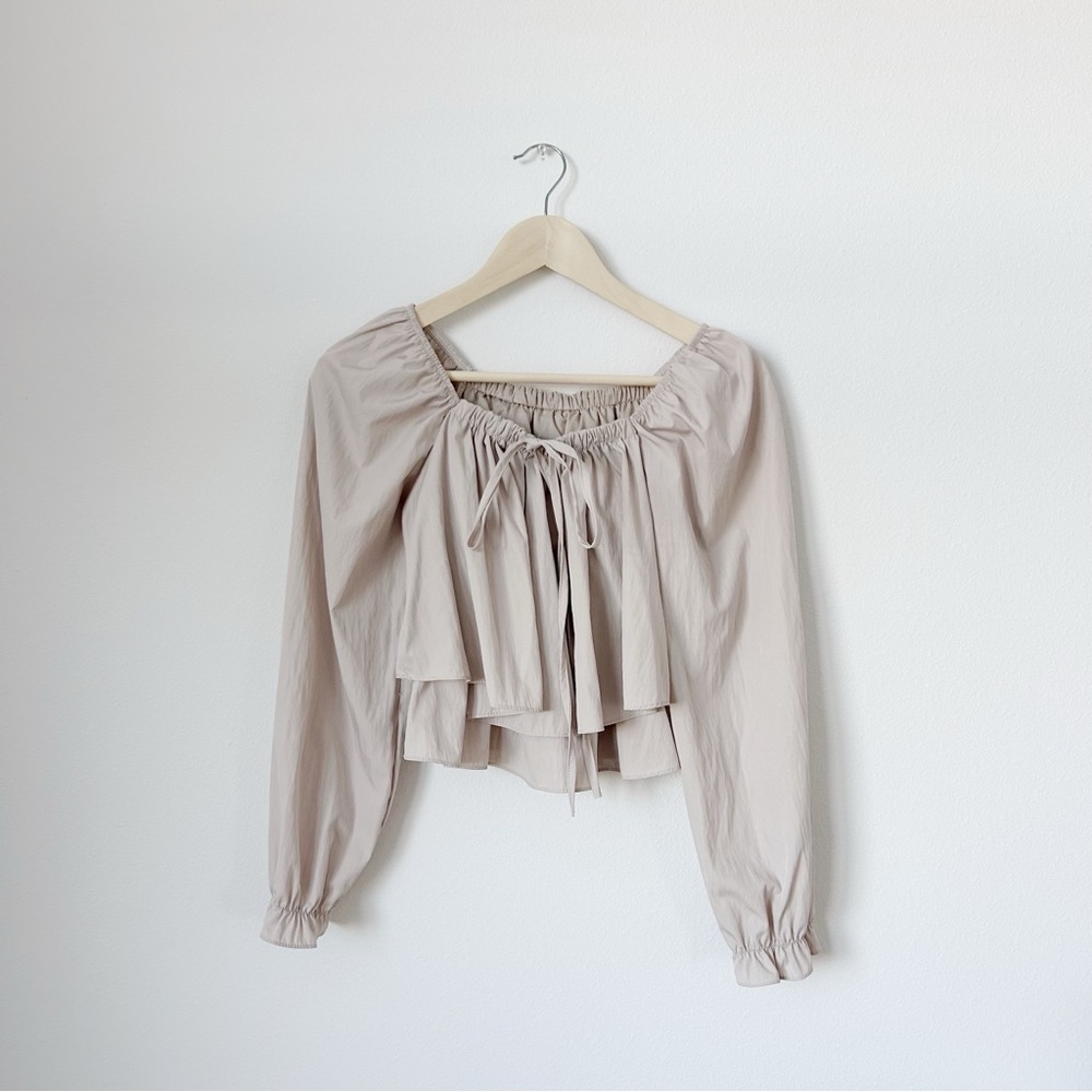 LIKE NEW! TAN CREAM LONG SLEEVE BLOUSE!